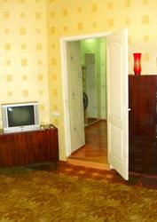 Продам 2-х комн. квартиру на ул.Канатная.