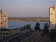 Продам 4-х комн. квартиру Героев Сталинграда просп 60