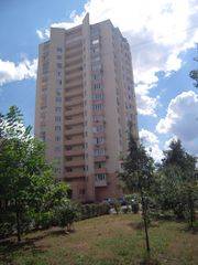 Продам 2х комнатную квартиру  в кирпичном доме,  Соломенский р-н